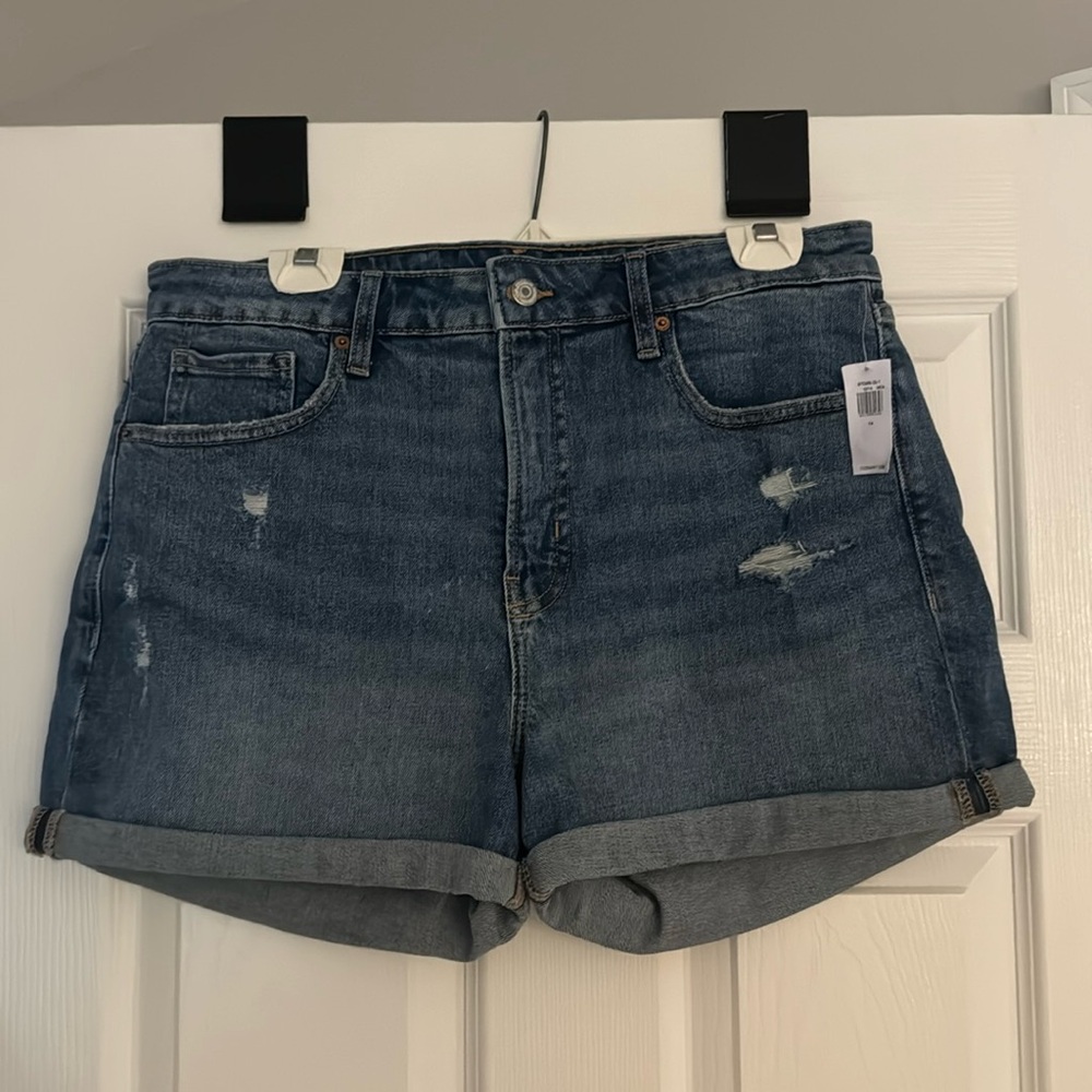 Old navy NWT Jean shorts